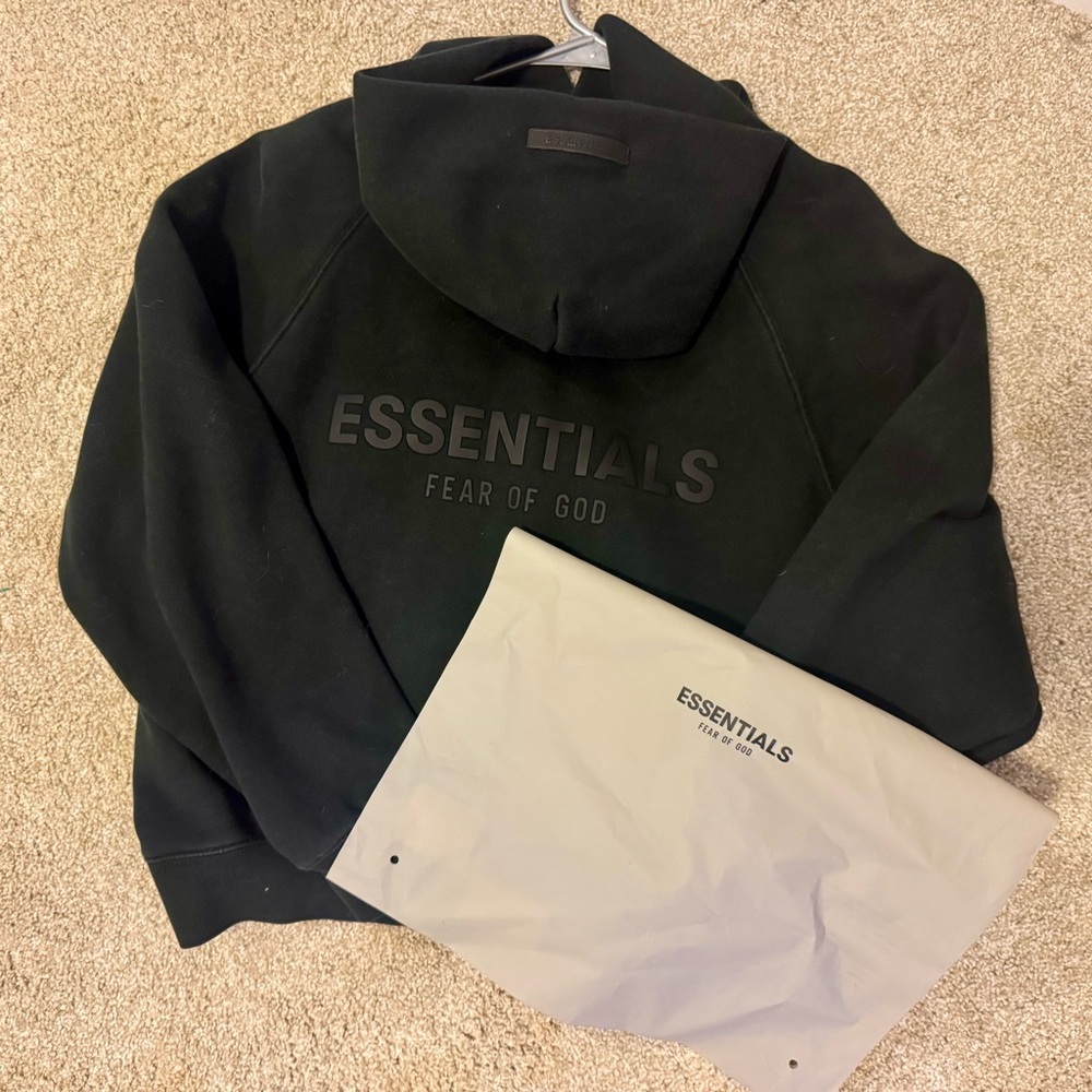 Essentials Fear of God Black Hoodie